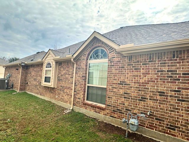 918 Myers Meadow Drive, Garland, TX 75043