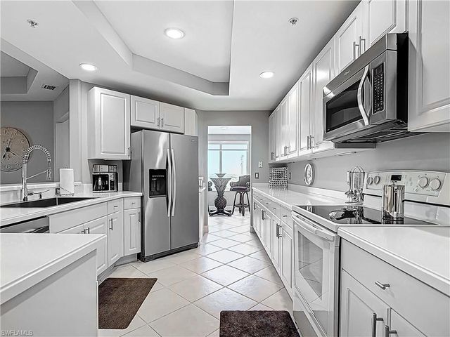 2745 1st ST 1106, Fort Myers, FL 33916