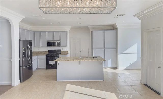 18215 Grove Place, Fontana, CA 92336