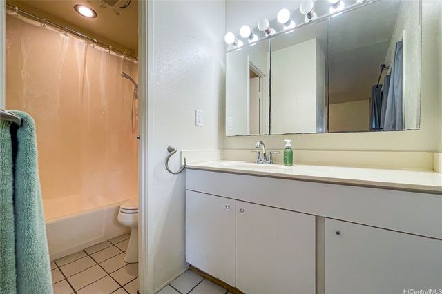 94-061 Kuahelani Avenue 132, Mililani, HI 96789