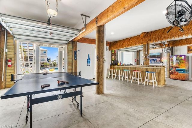168 Chapel ST, Fort Myers Beach, FL 33931