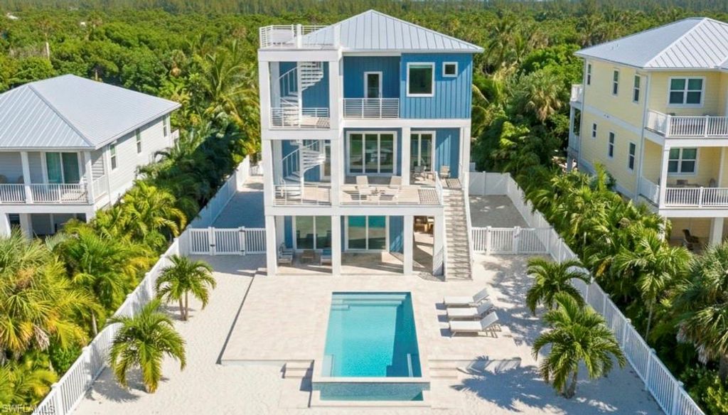 168 Chapel ST, Fort Myers Beach, FL 33931