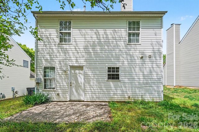 1215 Mcallister Drive, Charlotte, NC 28216