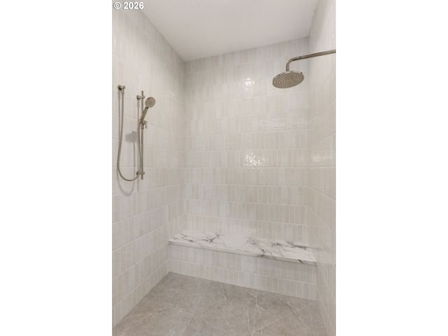 843 TERRACE Dr, Lake Oswego, OR 97034
