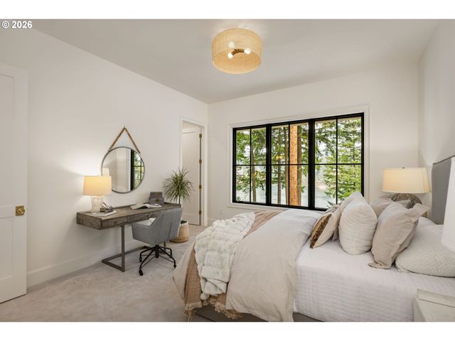 843 TERRACE Dr, Lake Oswego, OR 97034