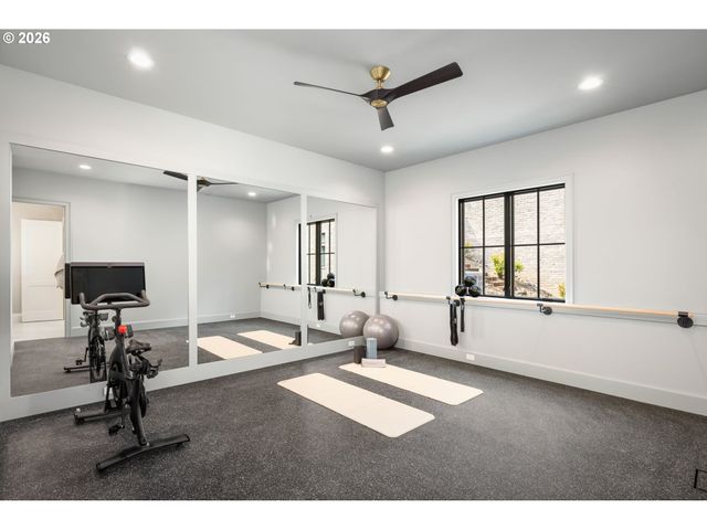 843 TERRACE Dr, Lake Oswego, OR 97034