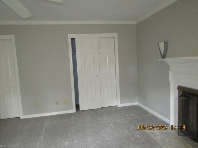948 Timberlake DR, Virginia Beach, VA 23464