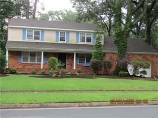 948 Timberlake DR, Virginia Beach, VA 23464