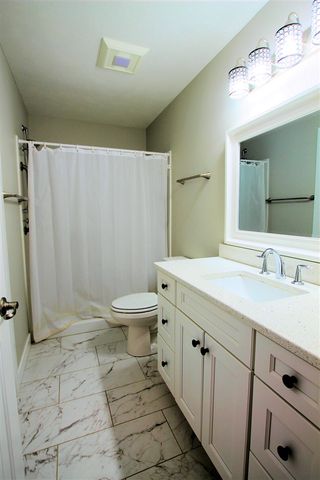 7241 Glendora Lane, Kalamazoo, MI 49009