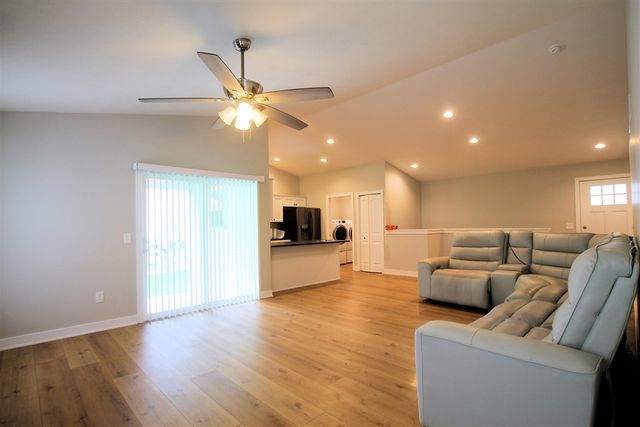 7241 Glendora Lane, Kalamazoo, MI 49009