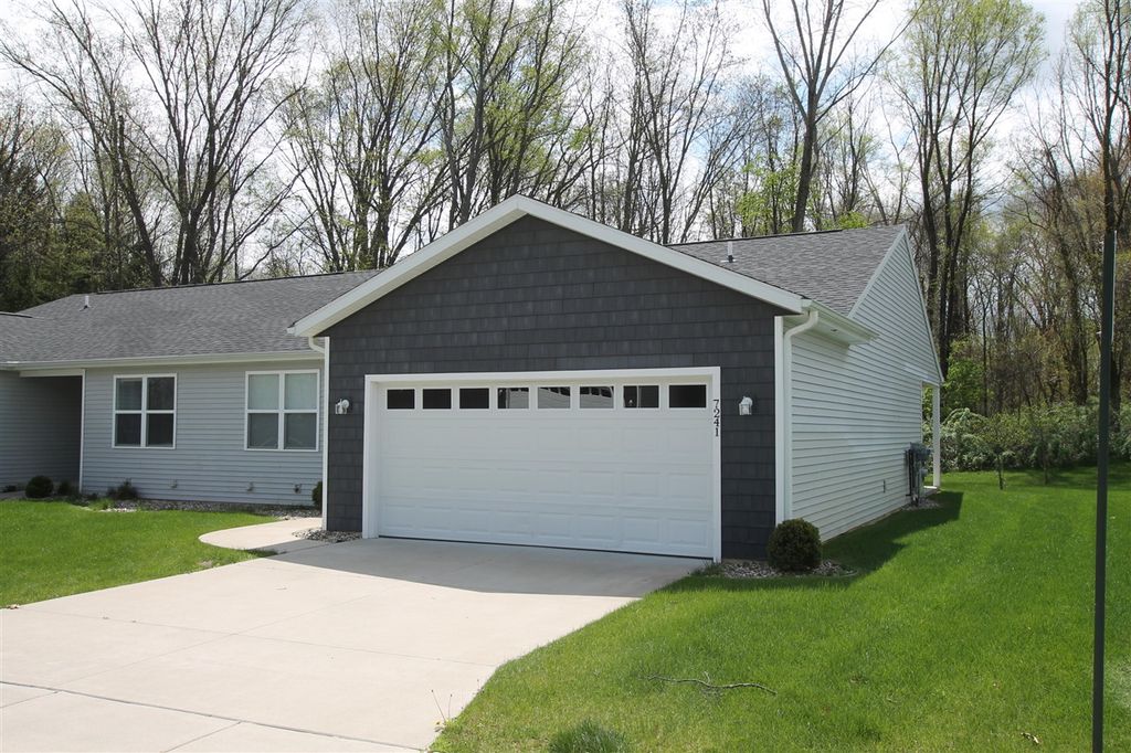 7241 Glendora Lane, Kalamazoo, MI 49009