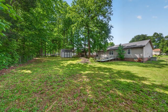 628 Ashley Oaks Dr, Clarksville, TN 37042