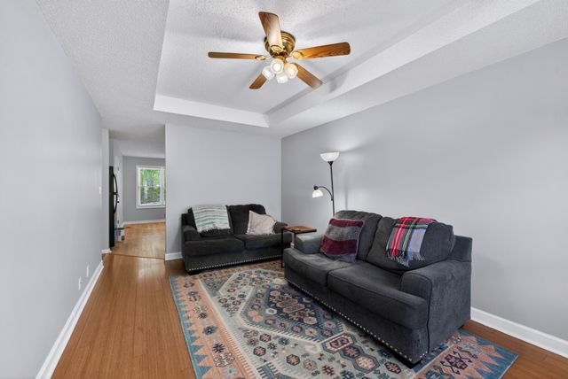 628 Ashley Oaks Dr, Clarksville, TN 37042