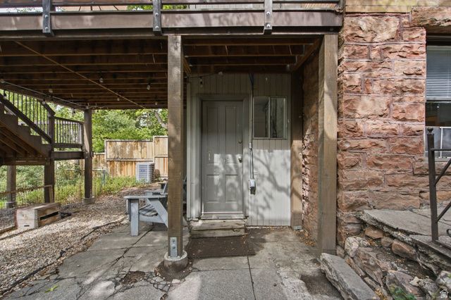 1068 E 3RD AVE, Salt Lake City, UT 84103