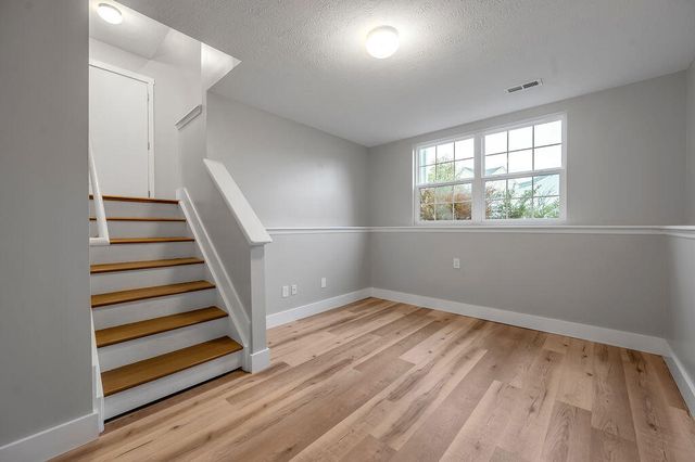 6078 Edgemont Way, Shelbyville, KY 40065