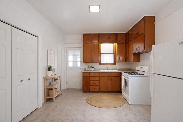 1412 Scott Street, La Porte, IN 46350