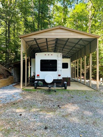 259 37th Street, Ellijay, GA 30540