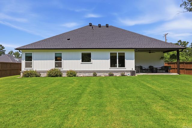 6150 Creekwater Drive, Alexander, AR 72002