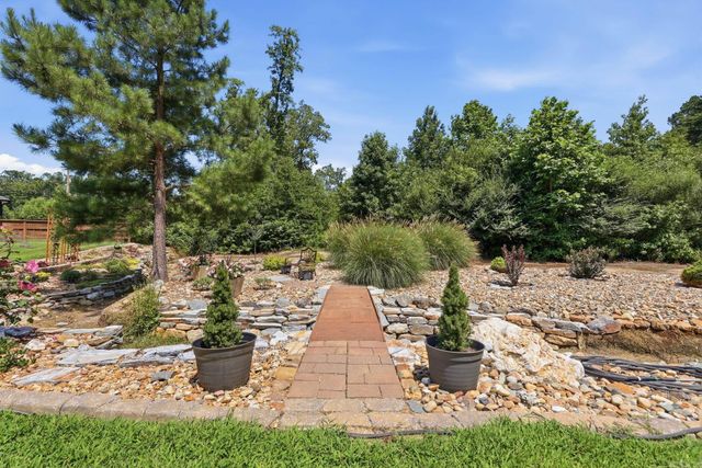 6150 Creekwater Drive, Alexander, AR 72002