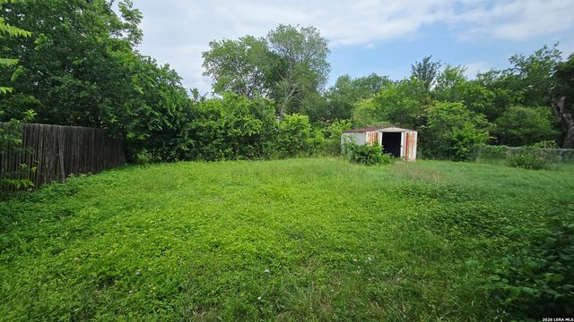 1806 Wrangler, San Antonio, TX 78227