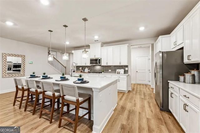 328 Bailiwick Lane, Canton, GA 30115