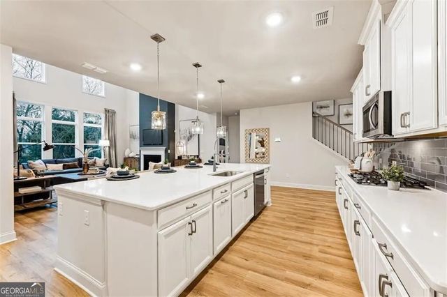 328 Bailiwick Lane, Canton, GA 30115