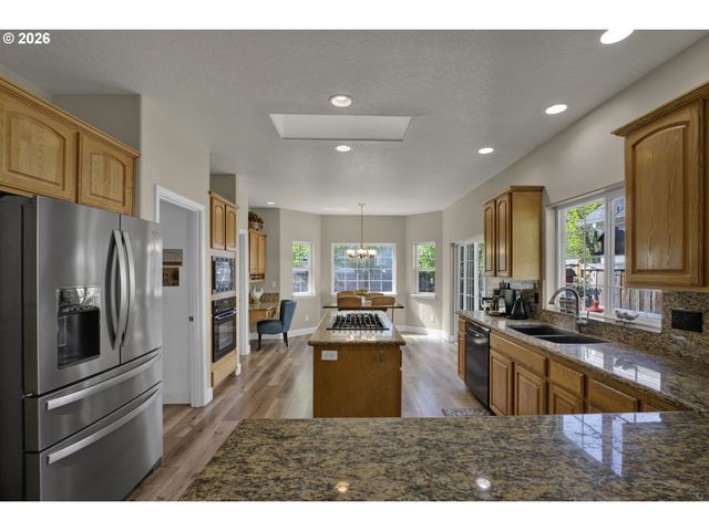 190 NAISMITH Blvd, Eugene, OR 97404