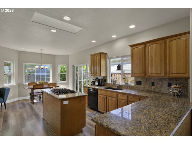 190 NAISMITH Blvd, Eugene, OR 97404