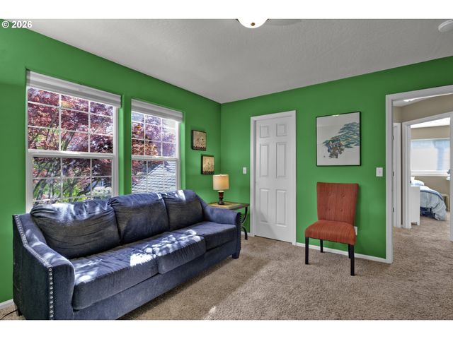 190 NAISMITH Blvd, Eugene, OR 97404