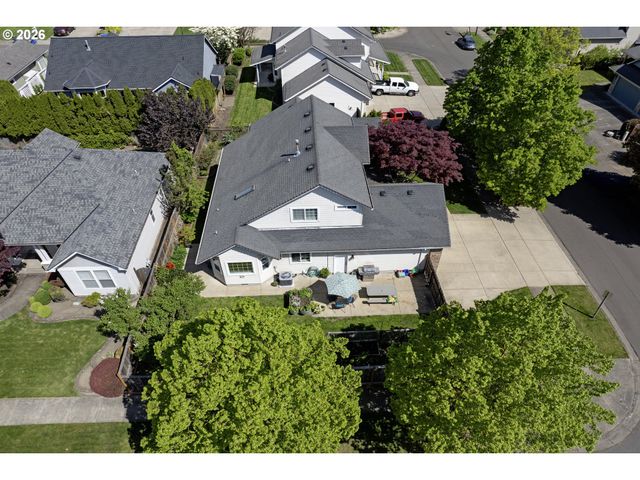 190 NAISMITH Blvd, Eugene, OR 97404