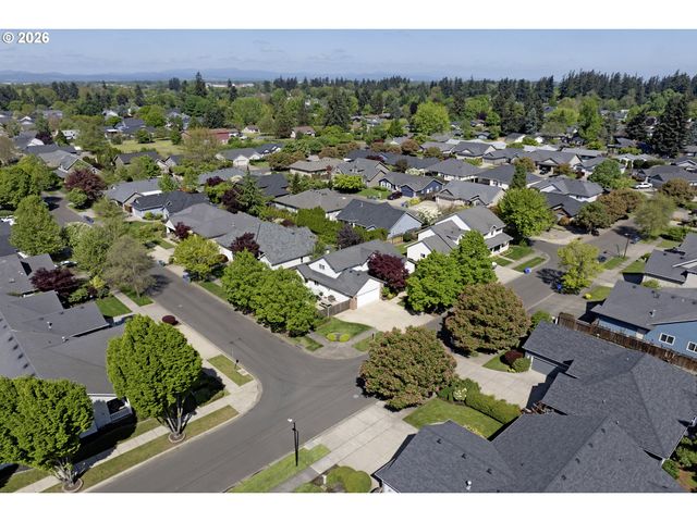 190 NAISMITH Blvd, Eugene, OR 97404