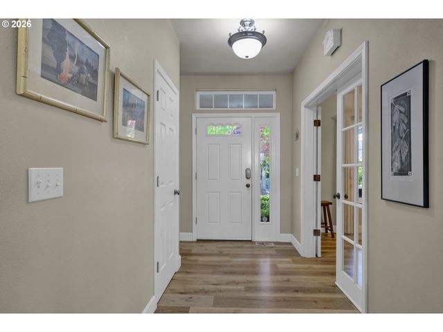190 NAISMITH Blvd, Eugene, OR 97404