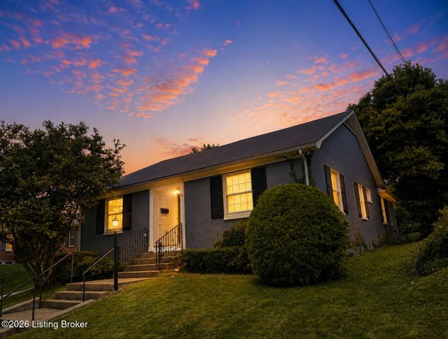 104 Reservoir Rd, Frankfort, KY 40601
