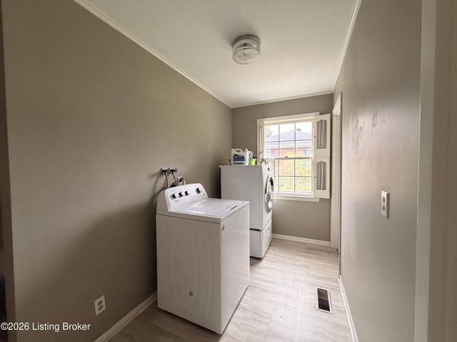 104 Reservoir Rd, Frankfort, KY 40601