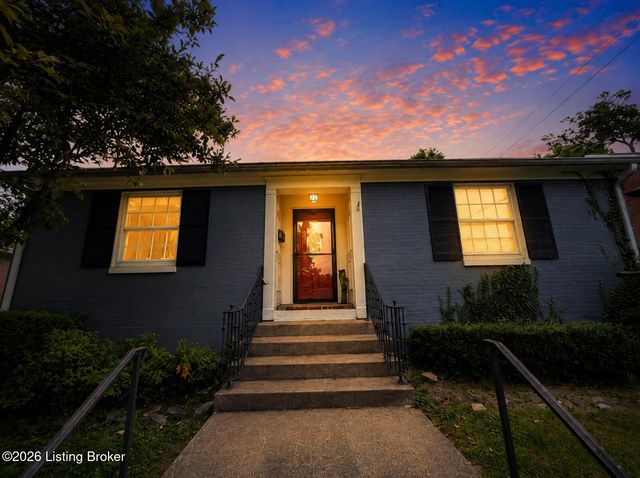104 Reservoir Rd, Frankfort, KY 40601