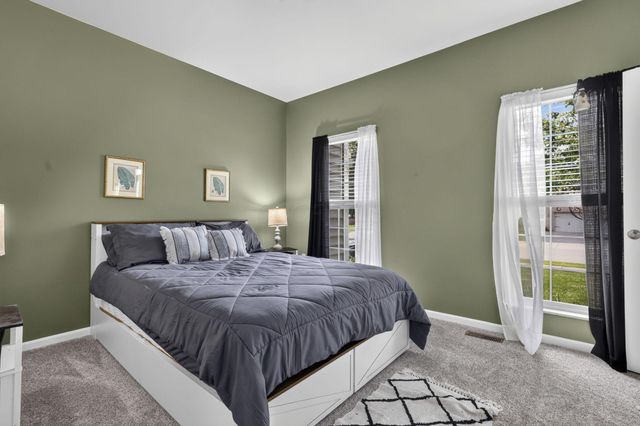 844 Ellis Street, Pickerington, OH 43147