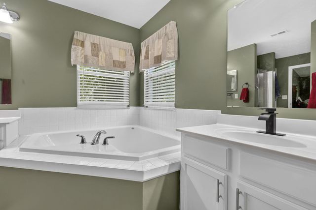 844 Ellis Street, Pickerington, OH 43147