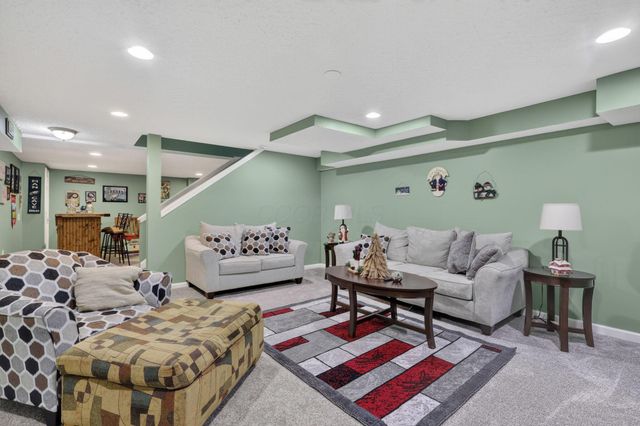 844 Ellis Street, Pickerington, OH 43147