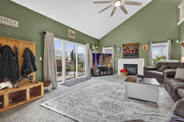 844 Ellis Street, Pickerington, OH 43147