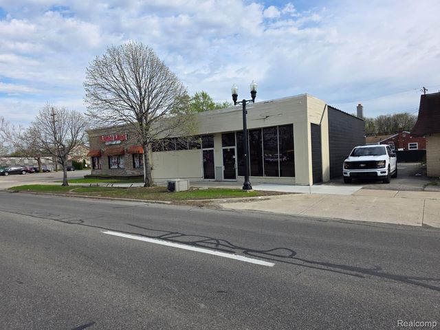 25241 W Warren Street, Dearborn Heights, MI 48127