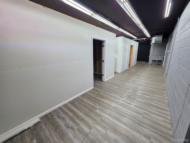 25241 W Warren Street, Dearborn Heights, MI 48127