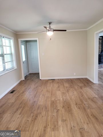 5461 28th Avenue, Valley, AL 36854