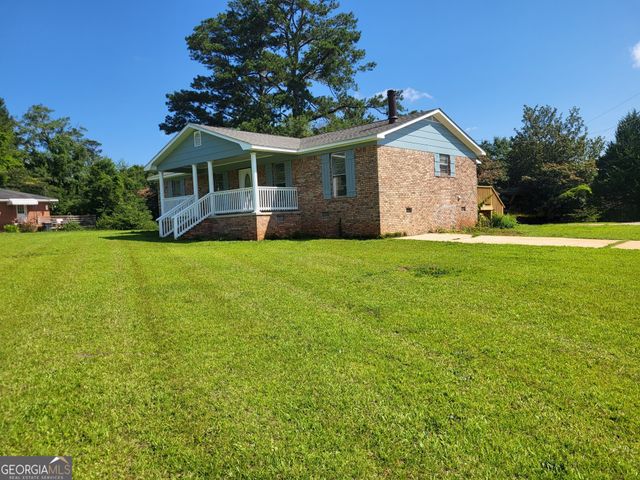 5461 28th Avenue, Valley, AL 36854