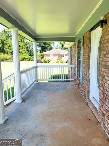 5461 28th Avenue, Valley, AL 36854