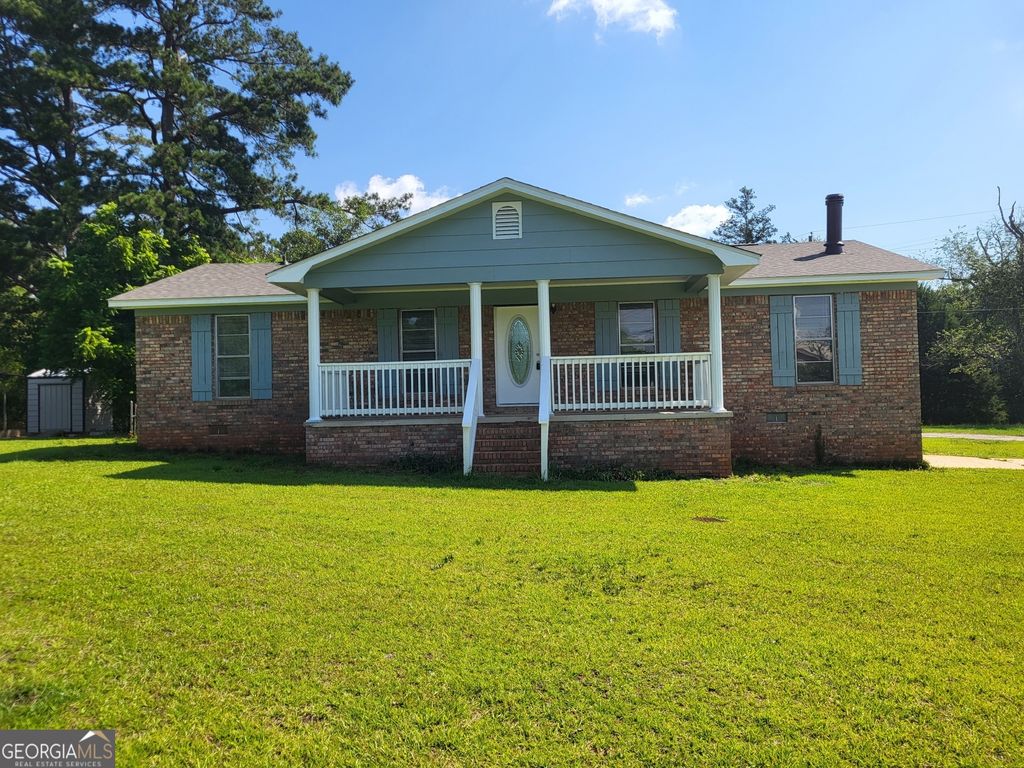 5461 28th Avenue, Valley, AL 36854