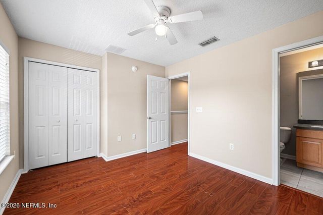 1523 FIELDVIEW Drive, Jacksonville, FL 32225