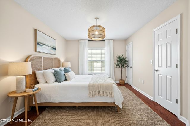 1523 FIELDVIEW Drive, Jacksonville, FL 32225