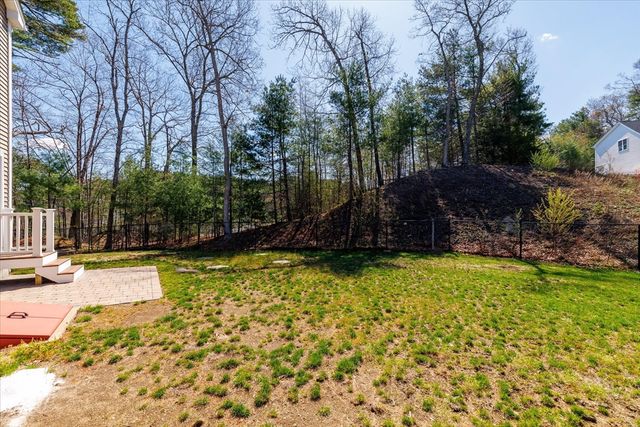 8 William Dr 8, Douglas, MA 01516