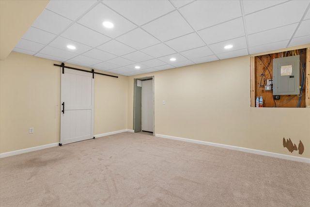 8 William Dr 8, Douglas, MA 01516