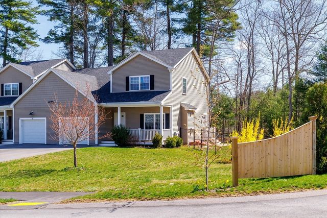 8 William Dr 8, Douglas, MA 01516